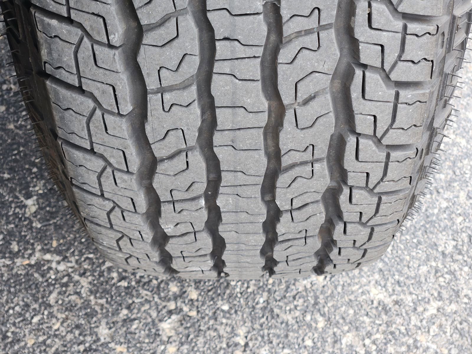 New 2025 GMC Canyon Elevation w/ Convenience Package image 15