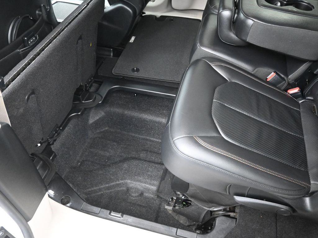 Used 2017 Chrysler Pacifica Touring-L Plus image 55