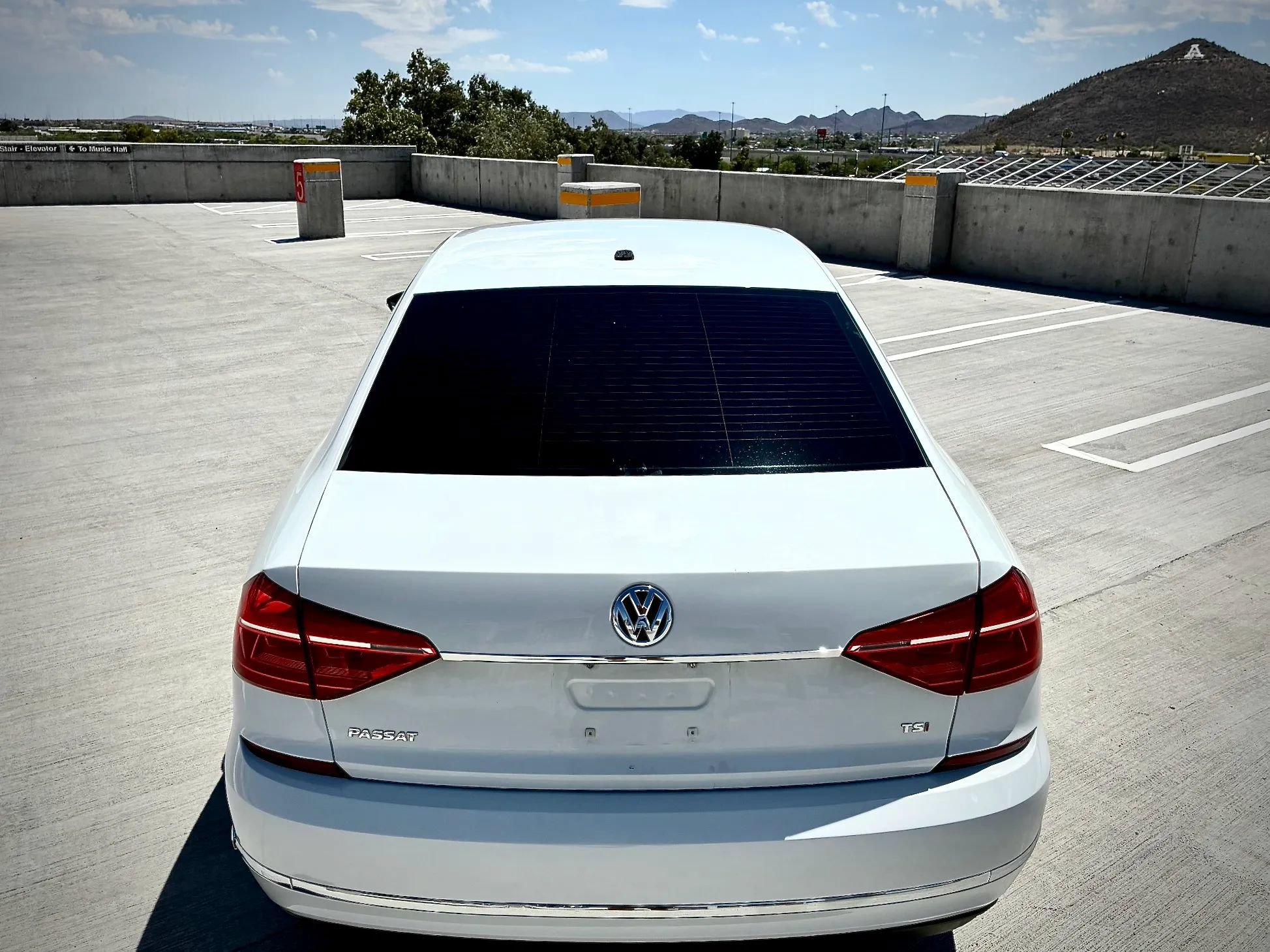 Used 2016 Volkswagen Passat 1.8T S FWD image 10
