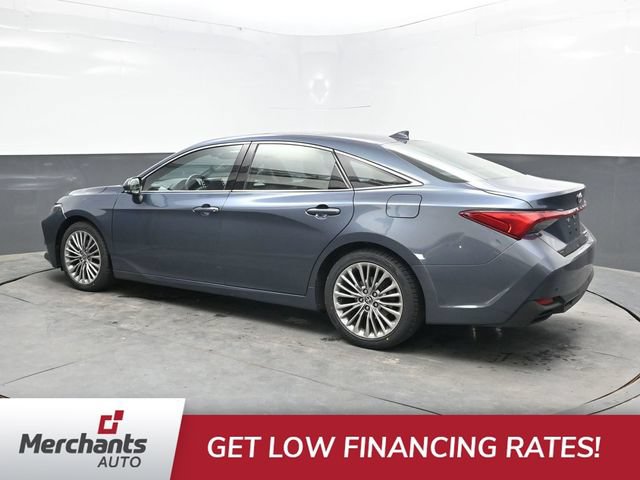 Used 2022 Toyota Avalon Limited w/ Advanced Safety Package FWD image 4