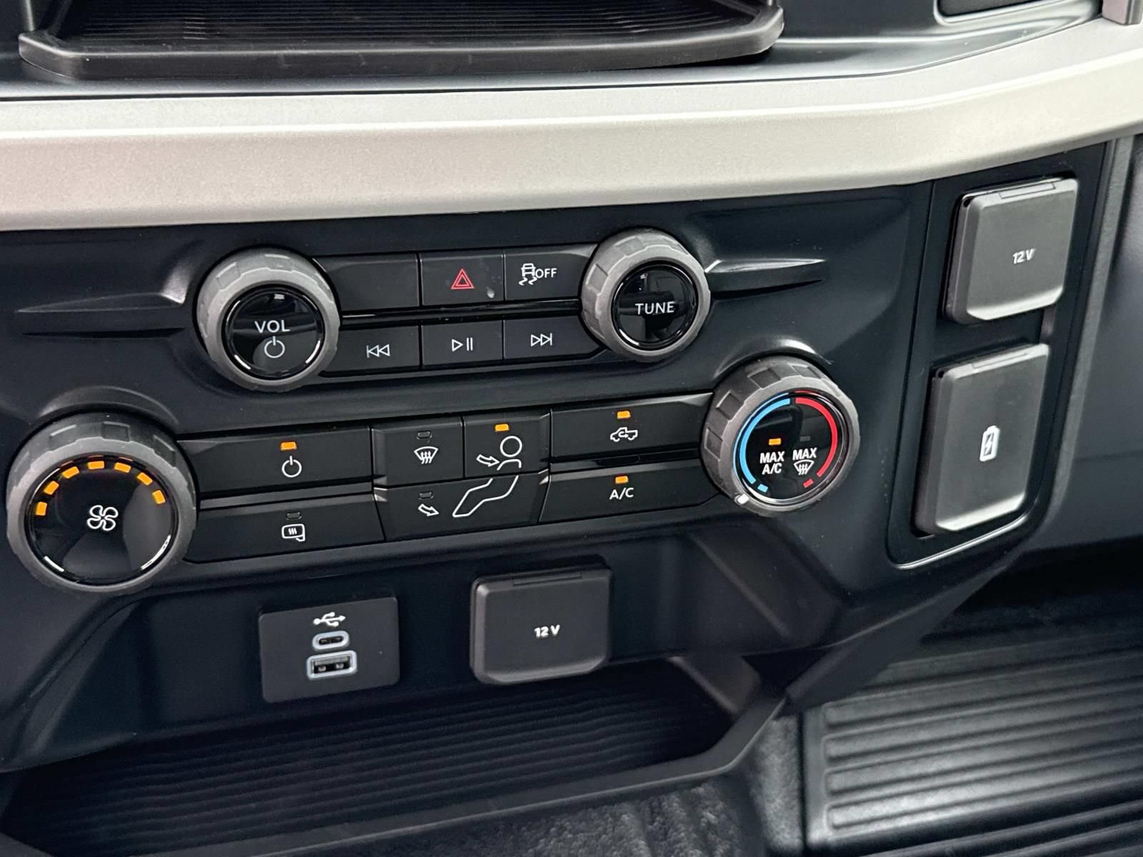 New 2026 Ford F250 XL AWD/4WD image 16
