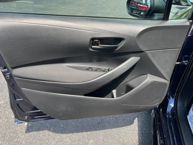 Used 2023 Toyota Corolla LE FWD image 23