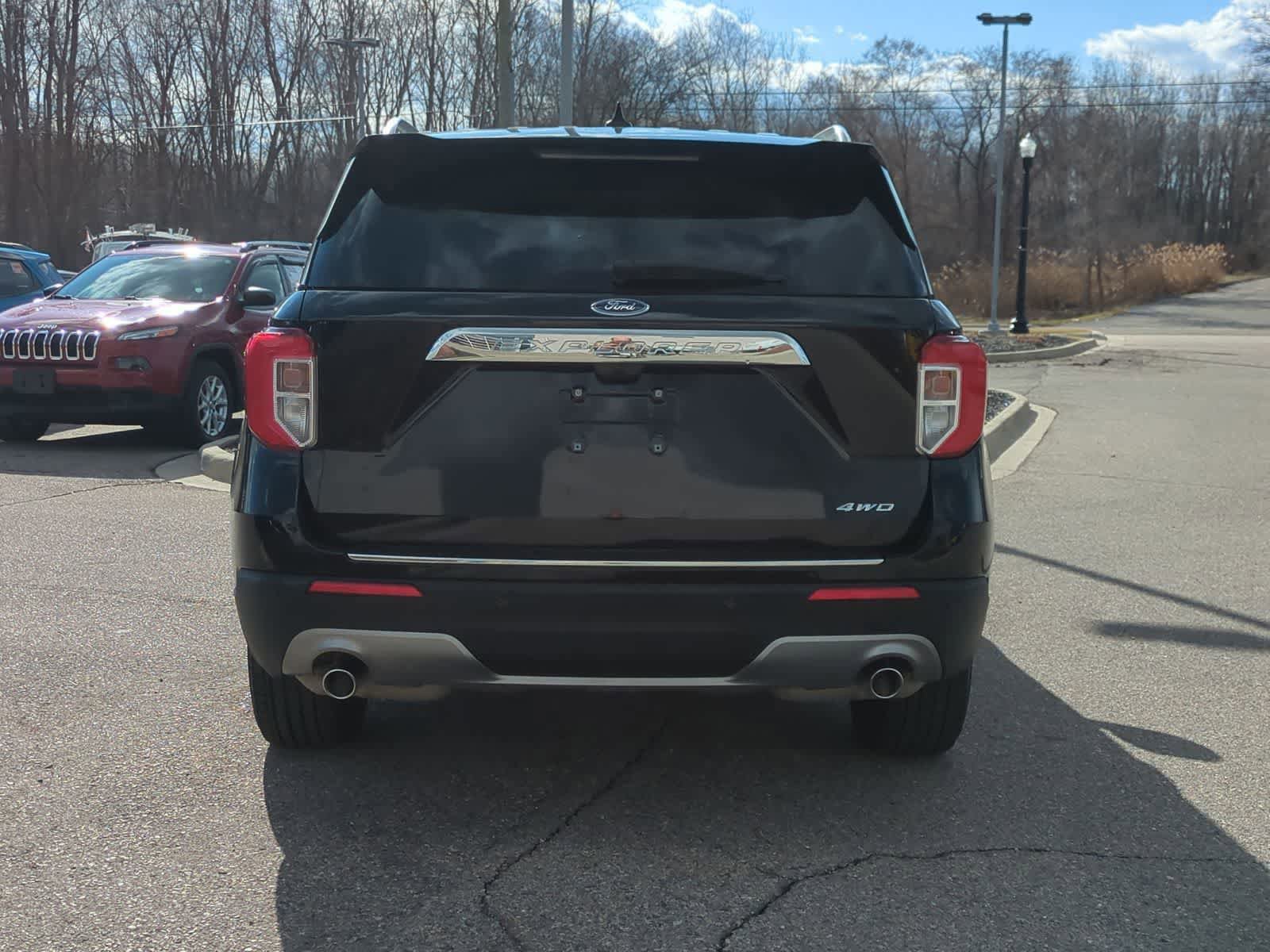 Certified 2023 Ford Explorer Limited w/ Equipment Group 301A AWD/4WD image 7