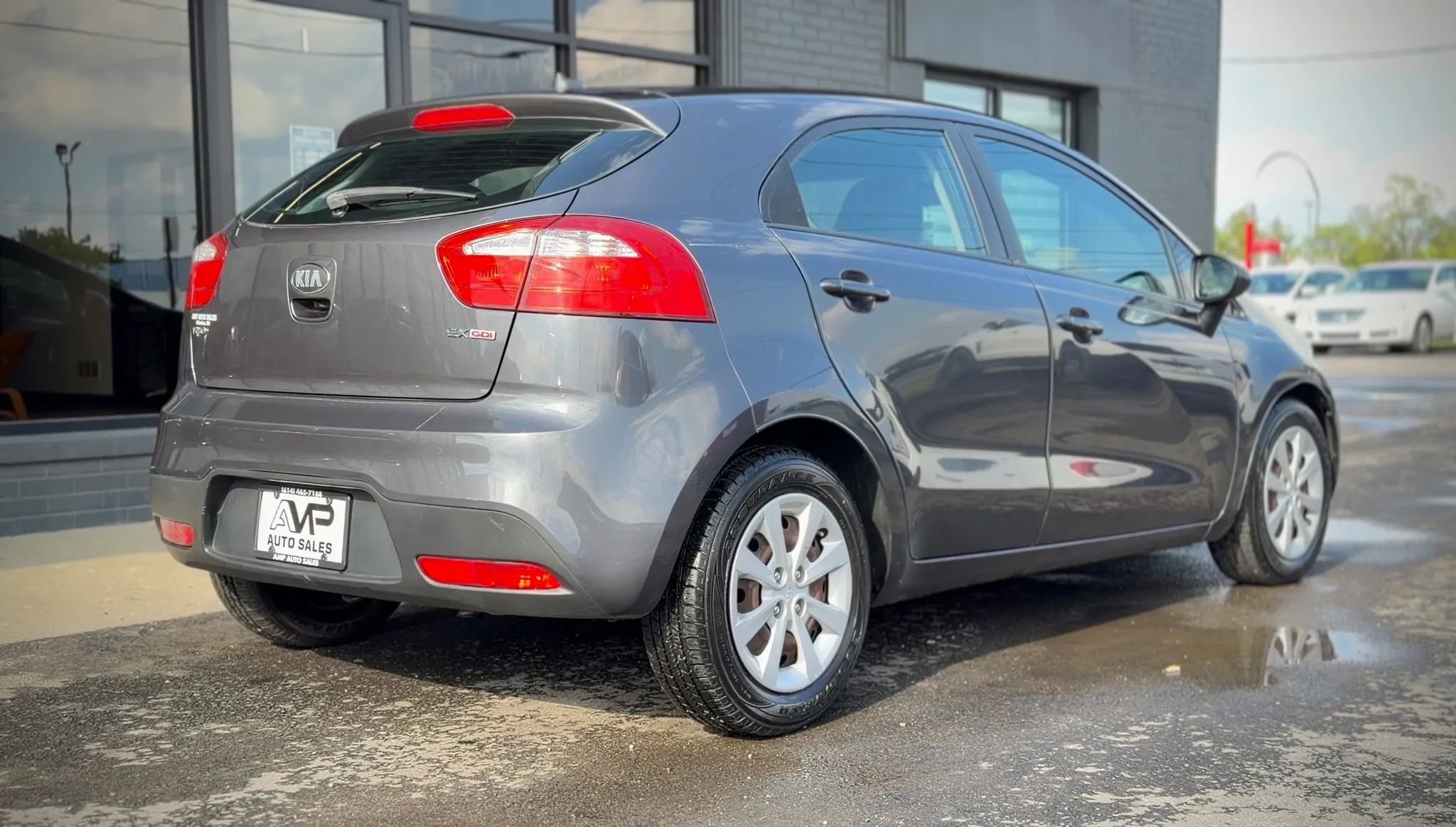 Used 2013 Kia Rio EX FWD image 2