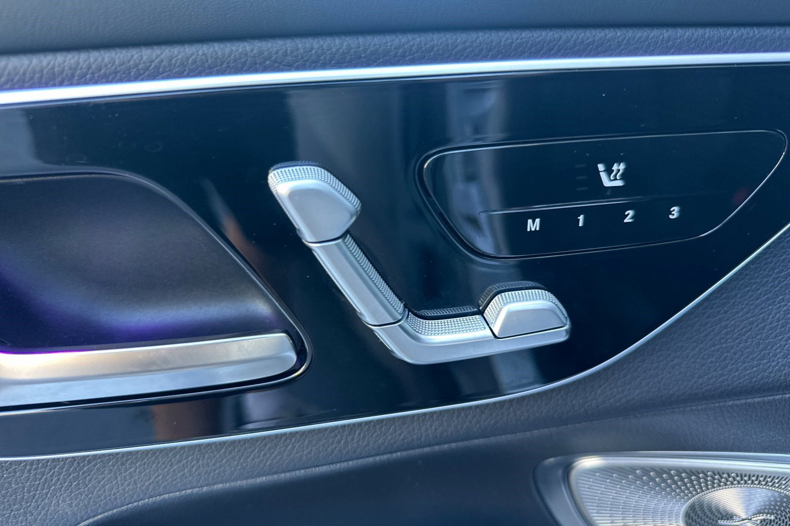 Used 2024 Mercedes-Benz GLC 300 image 14