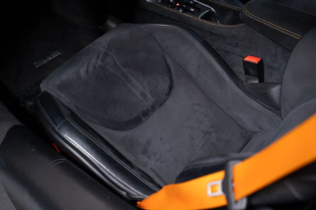 Used 2020 McLaren 600LT Spider image 39