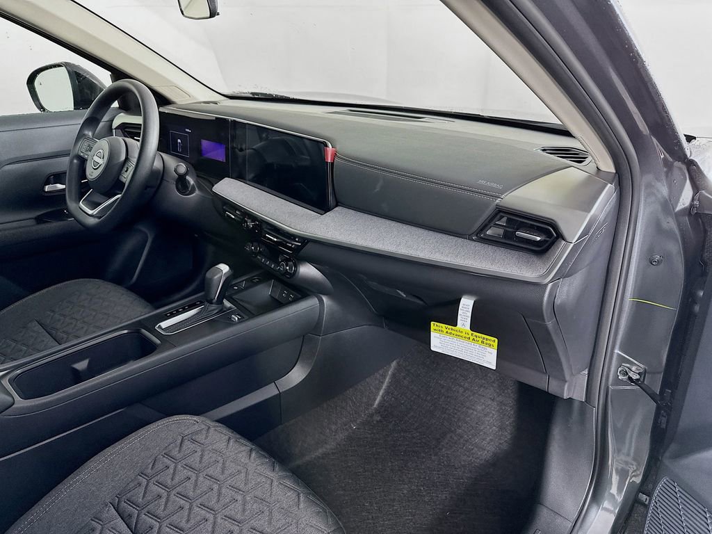 New 2026 Nissan Kicks SV w/ SV Premium Package image 36