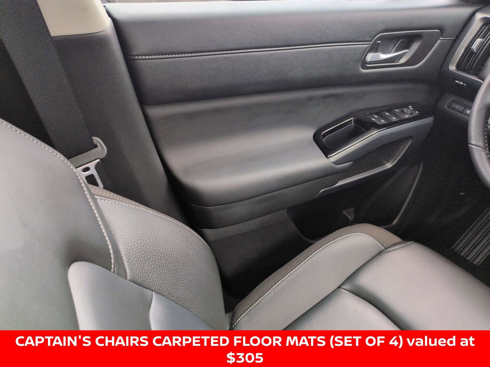 Certified 2025 Nissan Pathfinder SL w/ SL Premium Package image 28