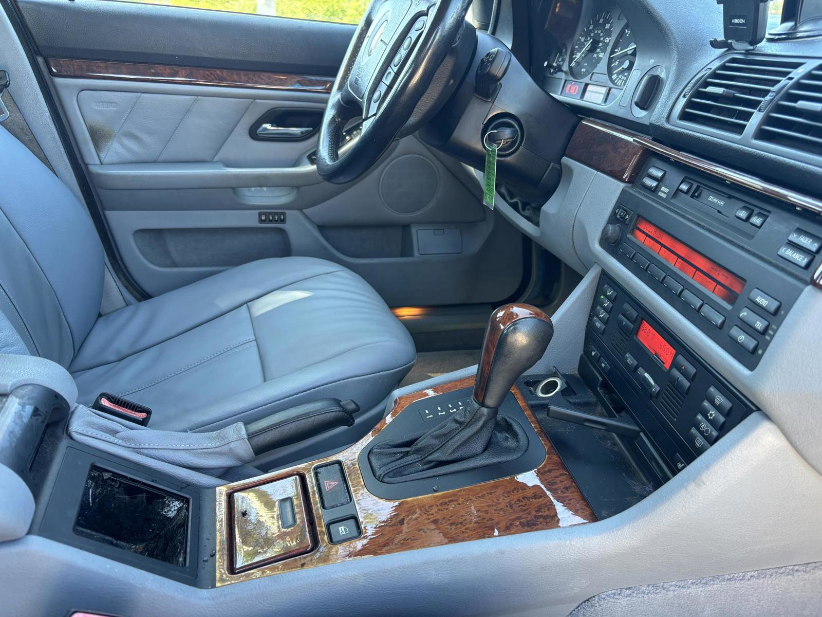 Used 1999 BMW 528i Sedan RWD image 23