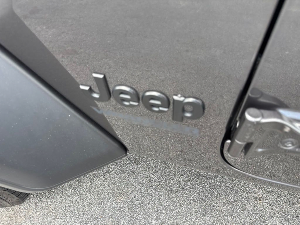 Used 2020 Jeep Wrangler Unlimited Sport AWD/4WD image 26