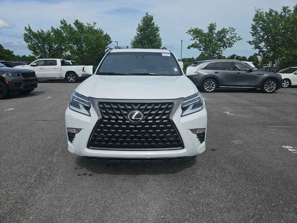 Used 2022 Lexus GX 460 w/ Black Line Special Edition AWD/4WD image 2