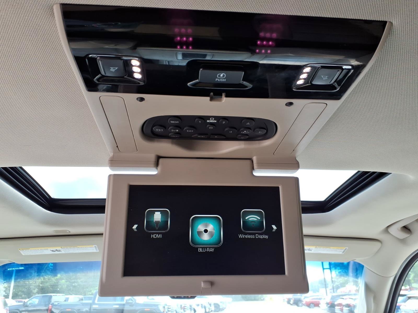 Used 2017 GMC Yukon XL Denali w/ Open Road Package AWD/4WD image 5