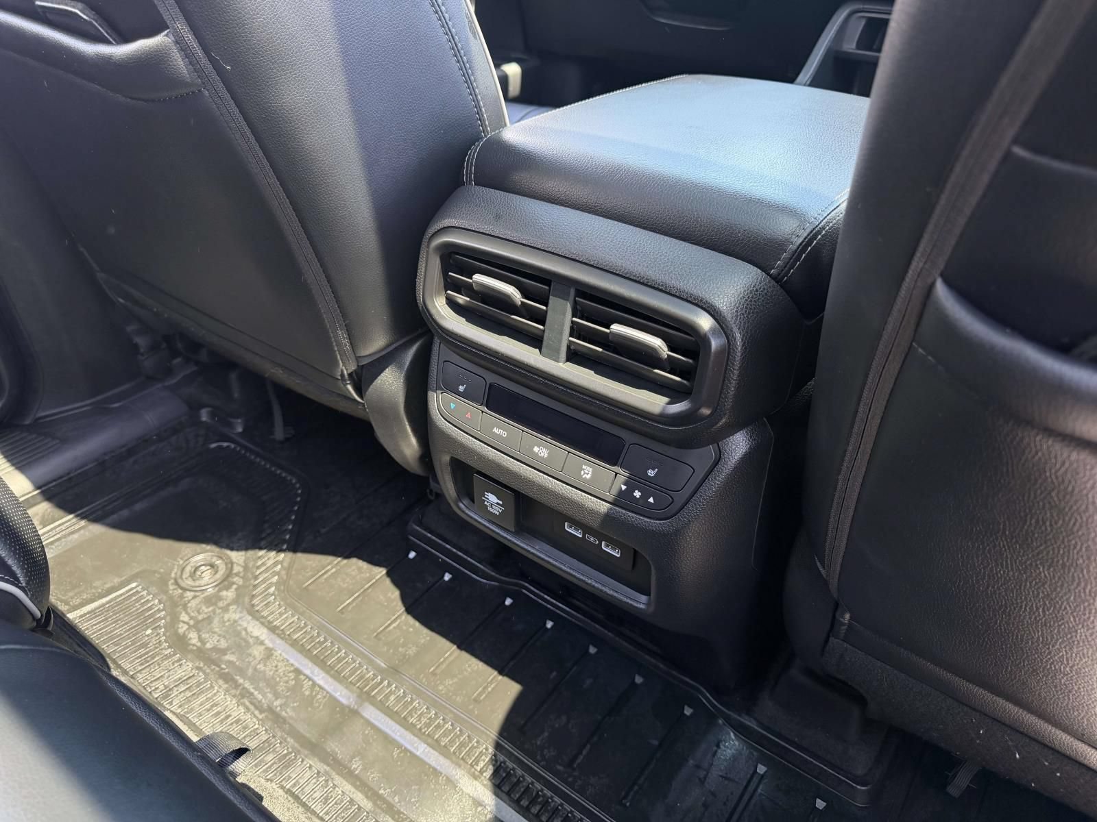 Used 2023 Honda Pilot Elite image 19