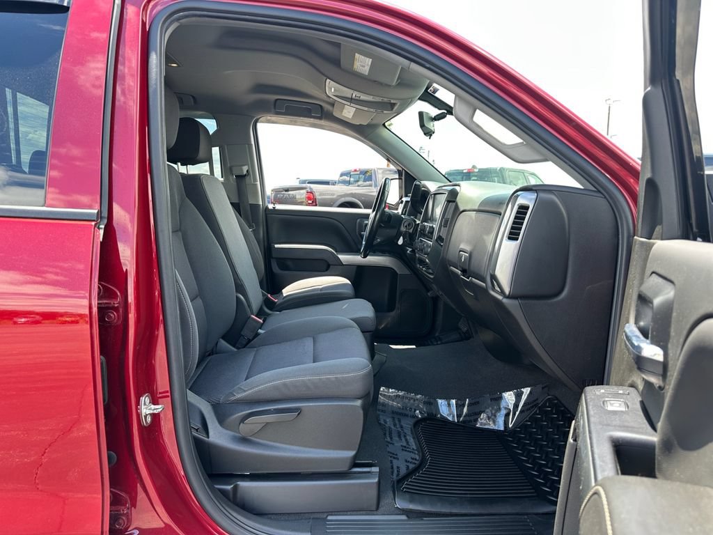 Used 2019 Chevrolet Silverado 1500 LT w/ All Star Edition AWD/4WD image 29