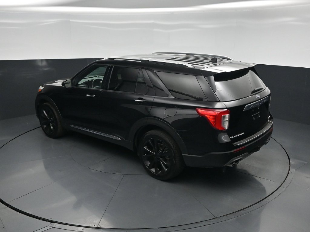 Certified 2022 Ford Explorer Platinum w/ Equipment Group 601A AWD/4WD image 43
