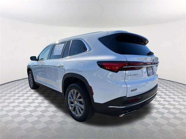 Used 2025 Buick Enclave Preferred image 7