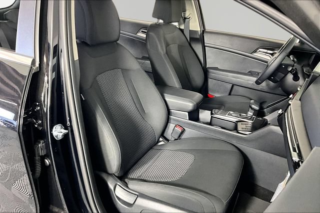 Certified 2026 Kia Sportage LX FWD image 27