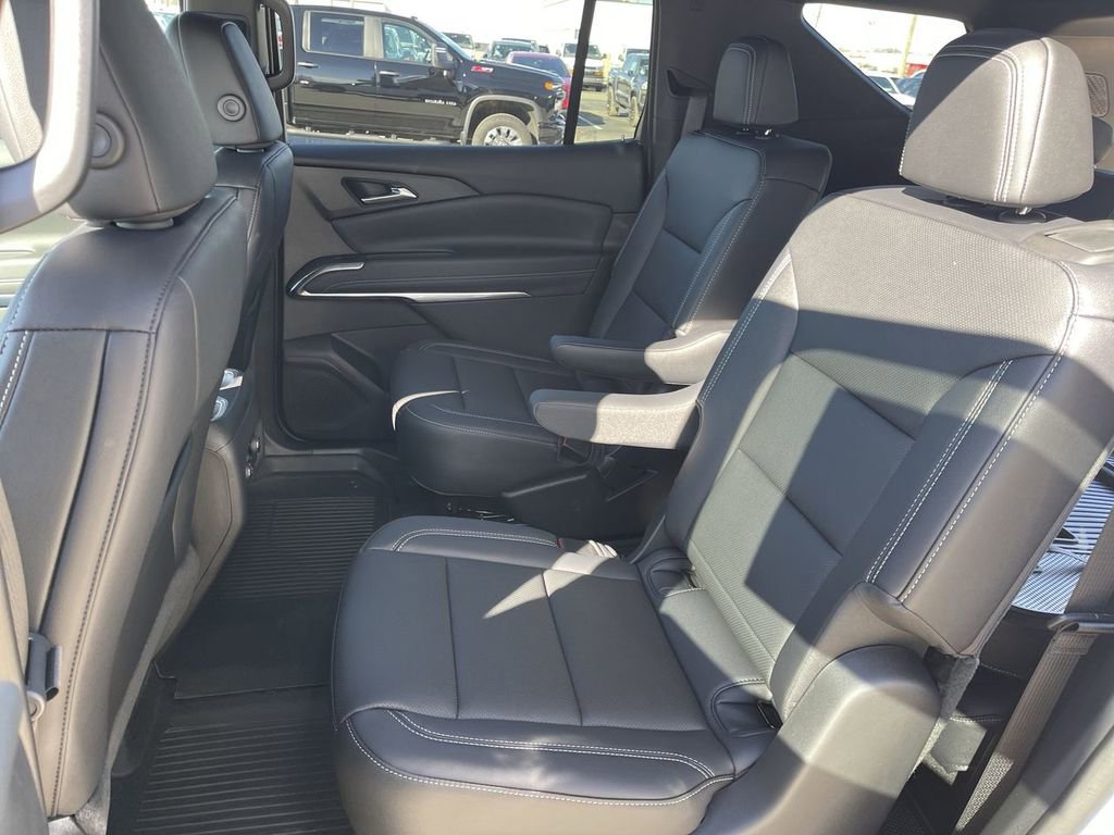 New 2026 Chevrolet Traverse LT w/ Driver Confidence Package AWD/4WD image 22