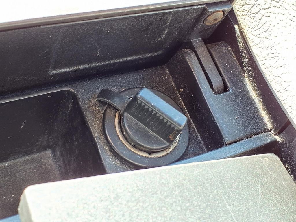 Used 2012 Ford Taurus SEL AWD/4WD image 19
