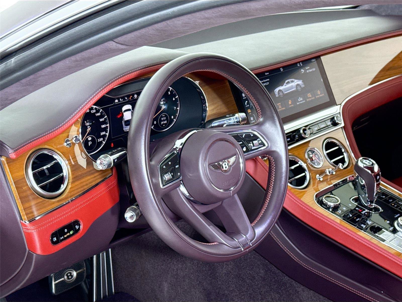 Used 2021 Bentley Continental GT image 16