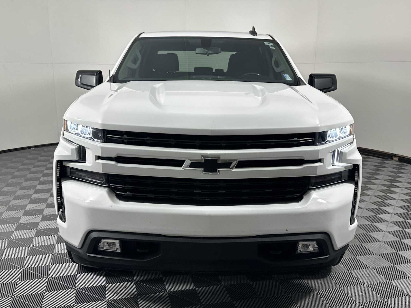 Used 2021 Chevrolet Silverado 1500 RST w/ Z71 Off-Road Package image 2