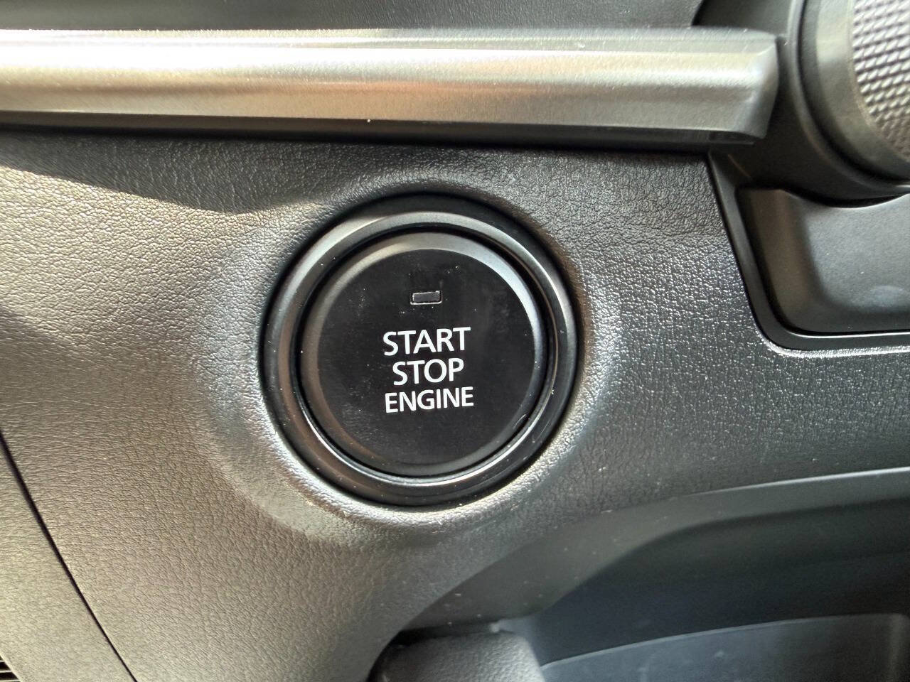 Used 2025 MAZDA MAZDA3 s FWD image 40