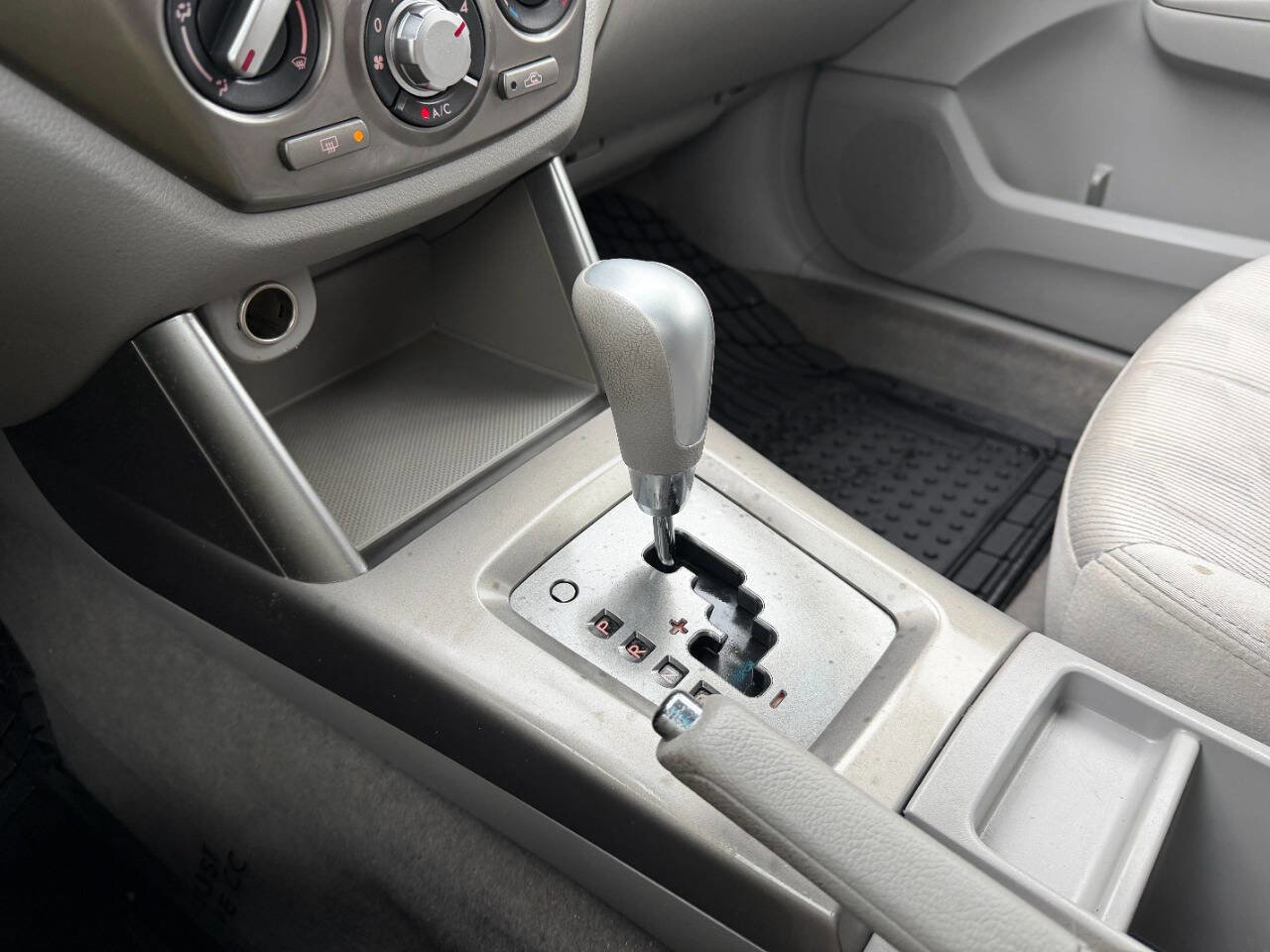 Used 2010 Subaru Forester 2.5X Premium w/ Popular Equipment Group 1A image 42