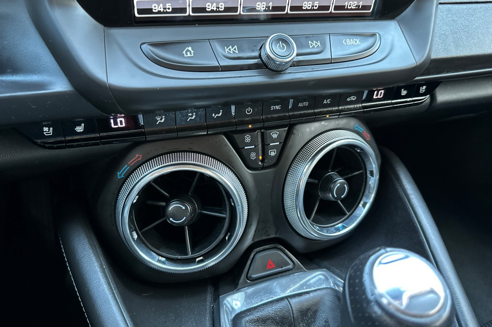 Used 2016 Chevrolet Camaro LT RWD image 27