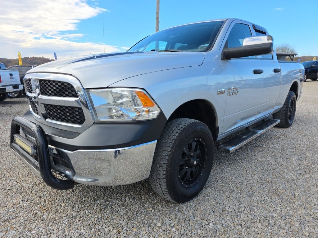 Used 2018 RAM 1500 ST w/ SXT Appearance Group image 3