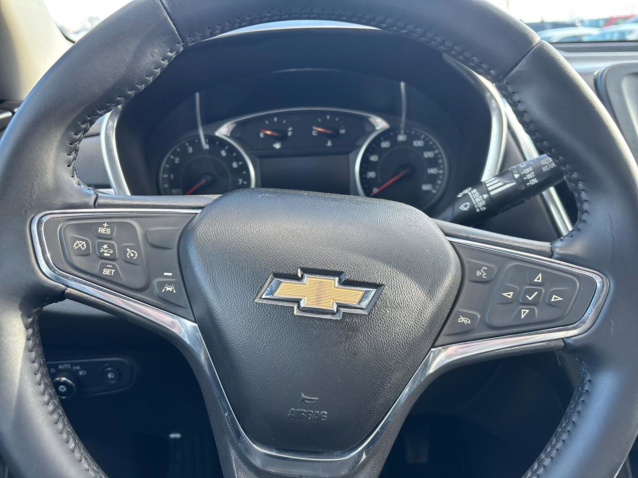 Used 2021 Chevrolet Equinox LT FWD image 31