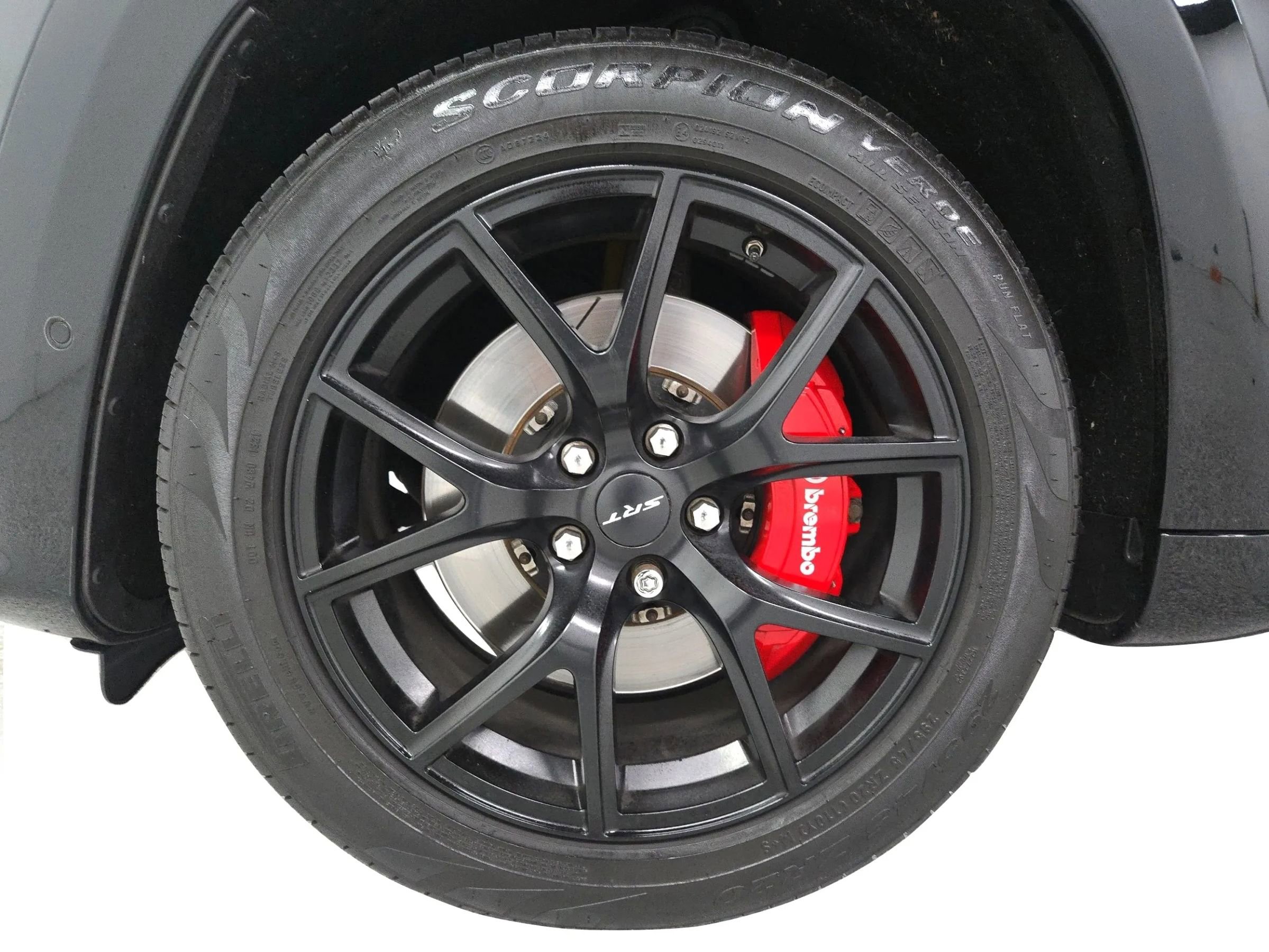 Used 2018 Jeep Grand Cherokee SRT image 27