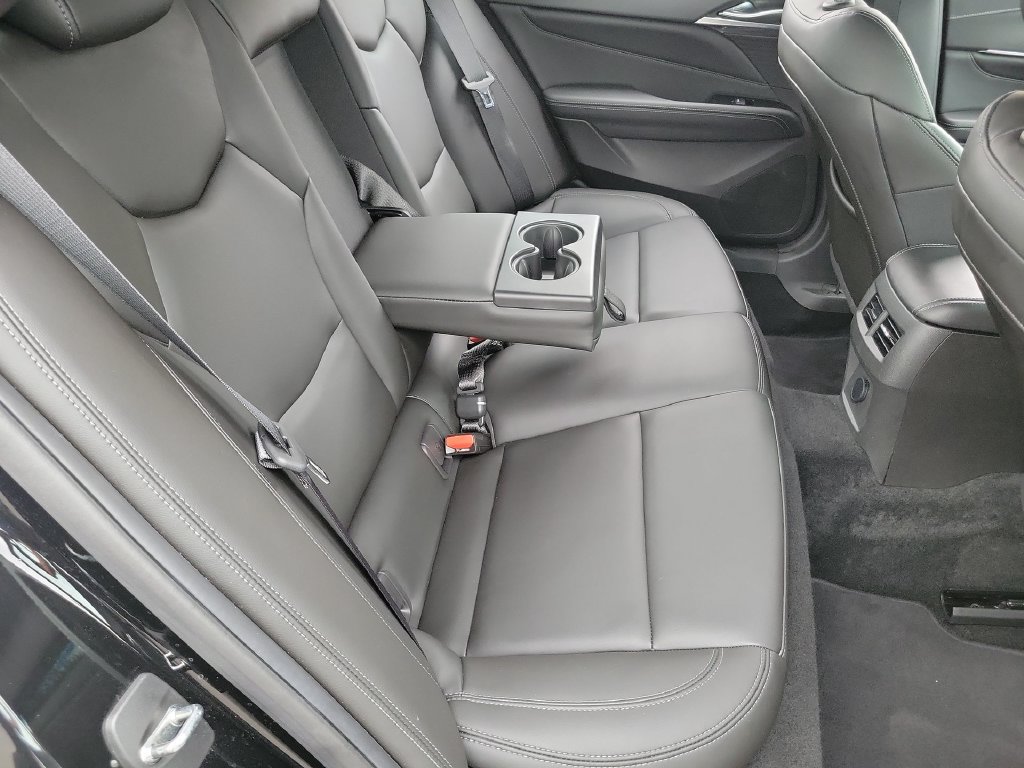 Certified 2024 Cadillac CT4 Luxury RWD image 24