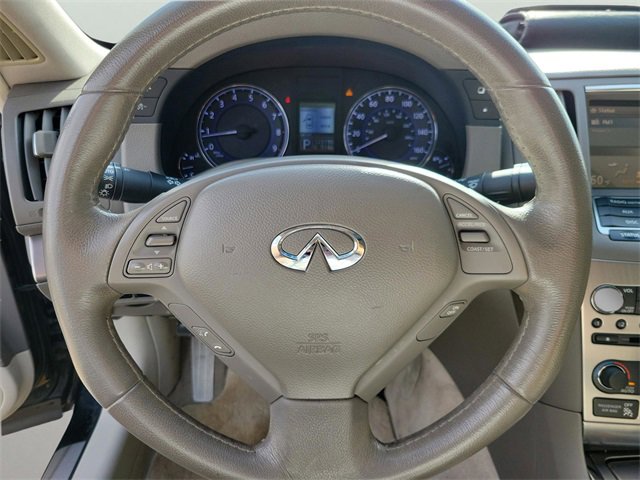 Used 2015 INFINITI Q40 w/ Moonroof Package image 17