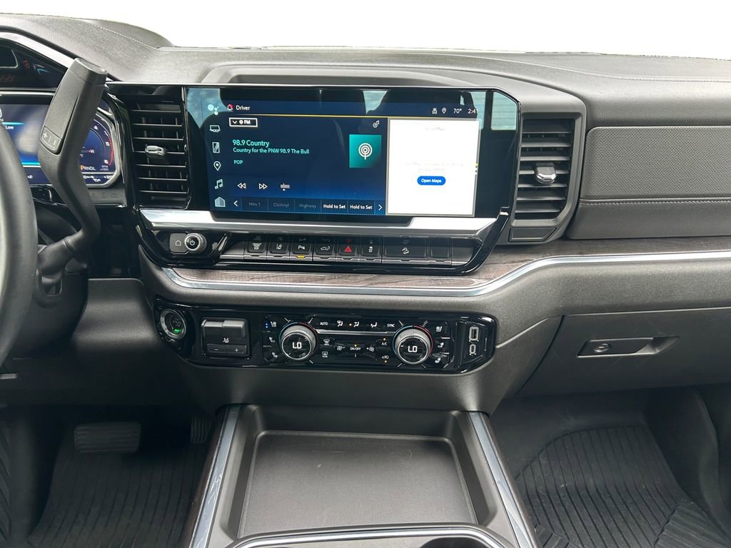 Used 2024 Chevrolet Silverado 2500 LTZ w/ LTZ Plus Package image 12