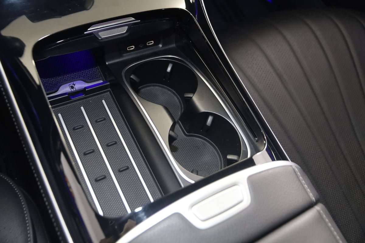 Used 2022 Mercedes-Benz S 500 4MATIC w/ AMG Line Package image 35