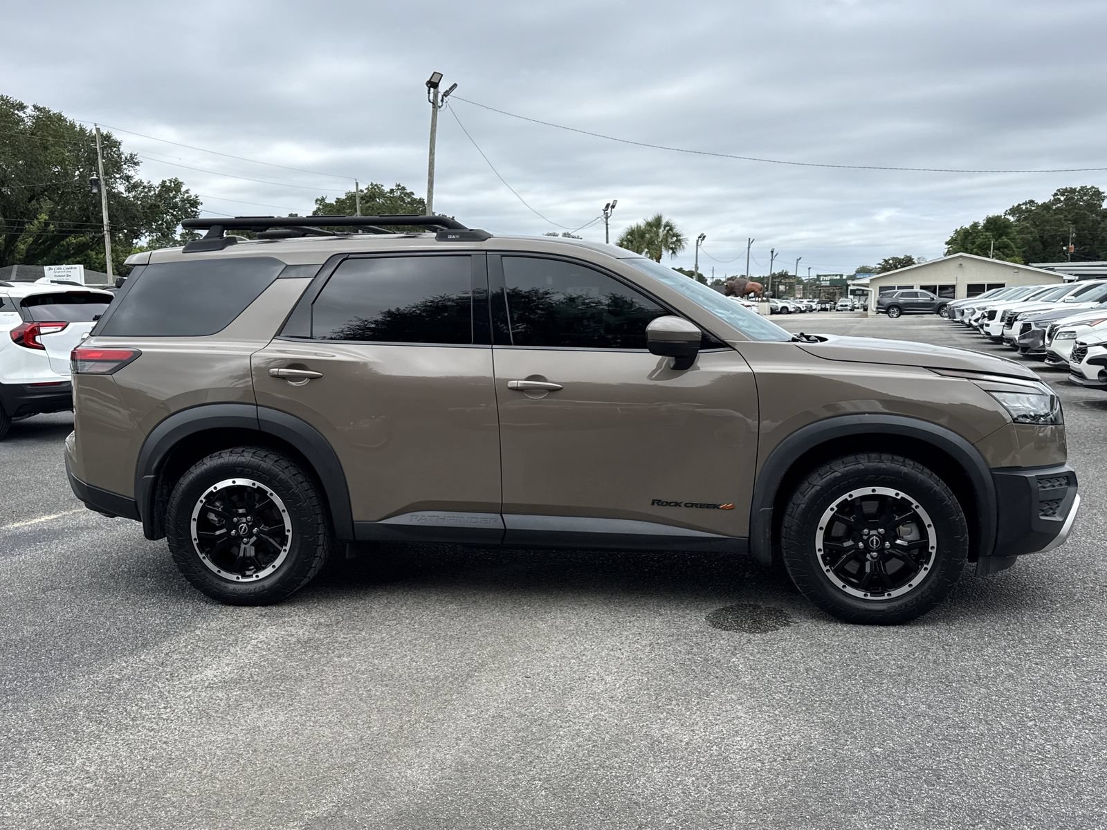Used 2023 Nissan Pathfinder Rock Creek AWD/4WD image 6