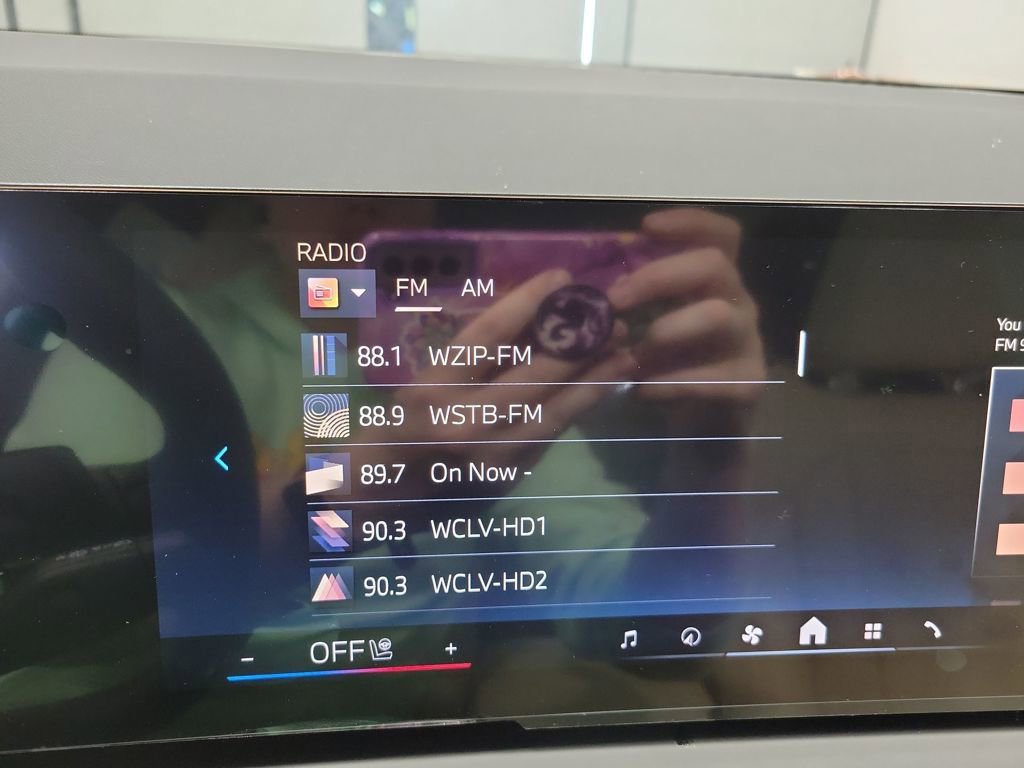 Used 2025 BMW X3 xDrive30i w/ Premium Package image 51