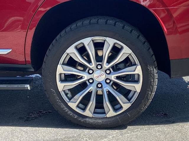 Used 2021 GMC Yukon Denali w/ Denali Premium Package image 30