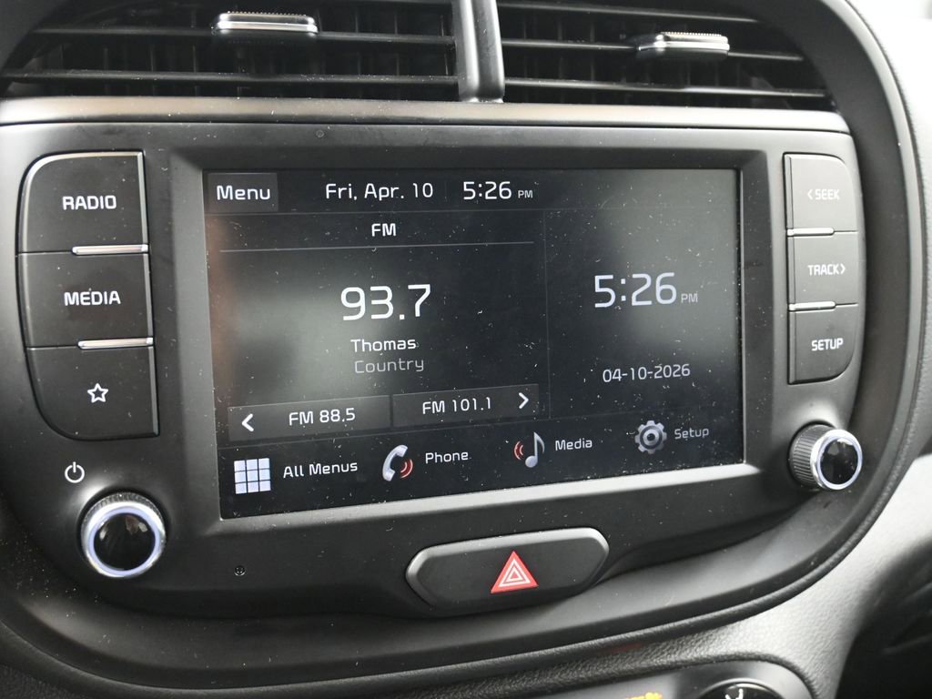 Used 2025 Kia Soul LX w/ LX Technology Package FWD image 26