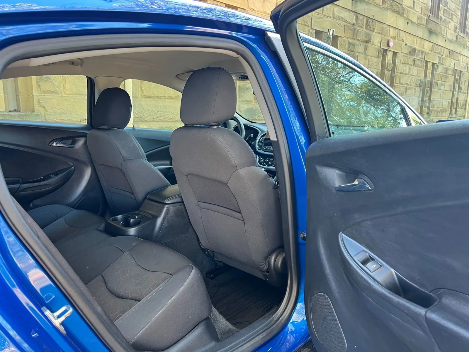 Used 2017 Chevrolet Volt LT w/ Comfort Package image 30