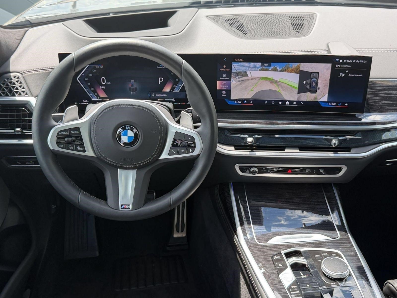 Used 2026 BMW X7 xDrive40i w/ M Sport Package AWD/4WD image 31