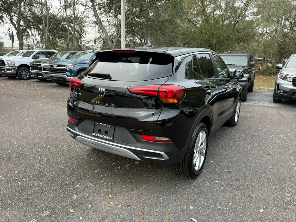 Used 2025 Buick Encore GX Preferred FWD image 10