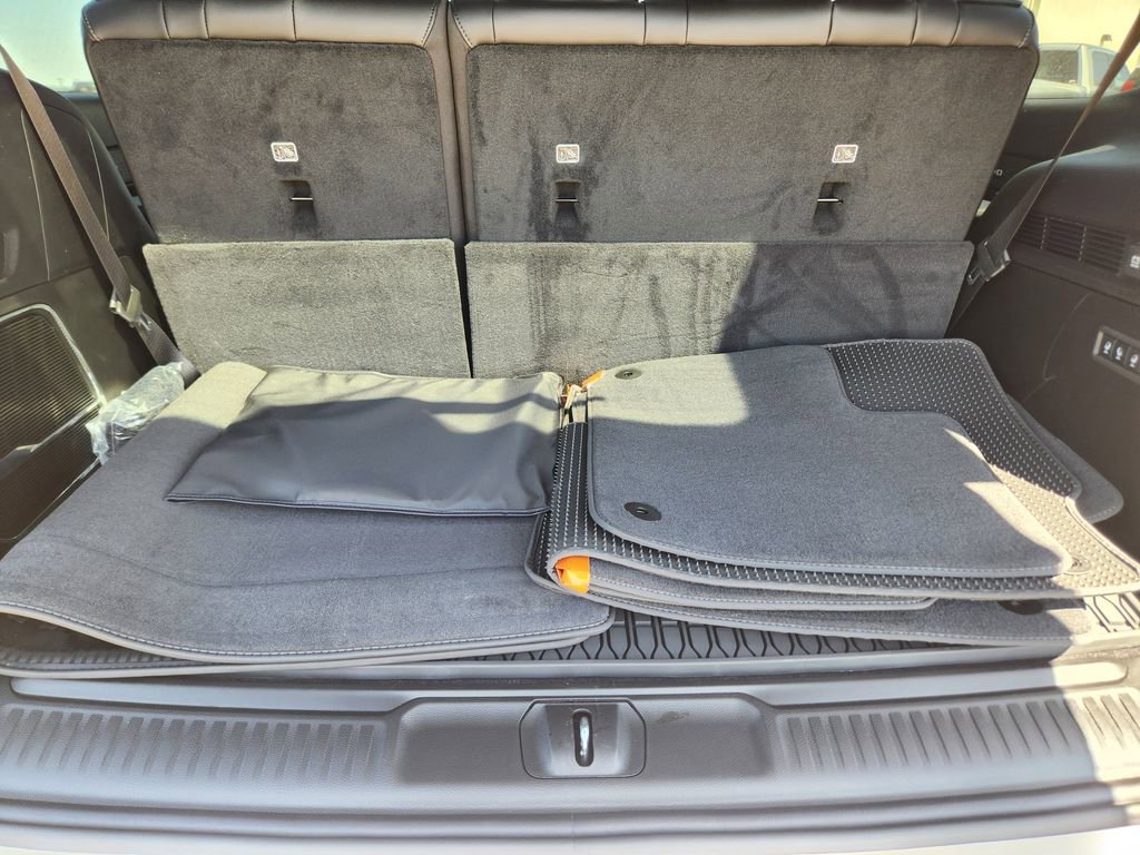 New 2026 Jeep Grand Wagoneer 4WD w/ Quick Order Packge 29V Upland image 21