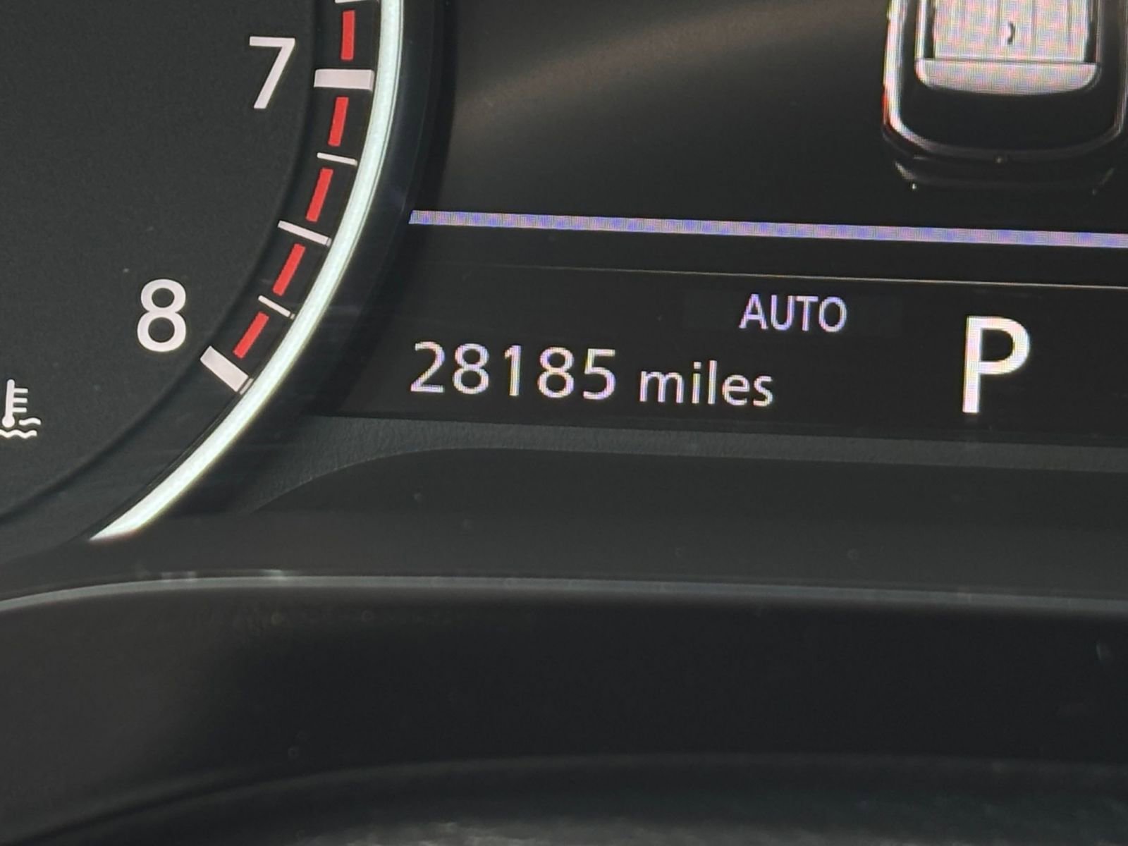 Used 2025 Nissan Pathfinder SV AWD/4WD image 43