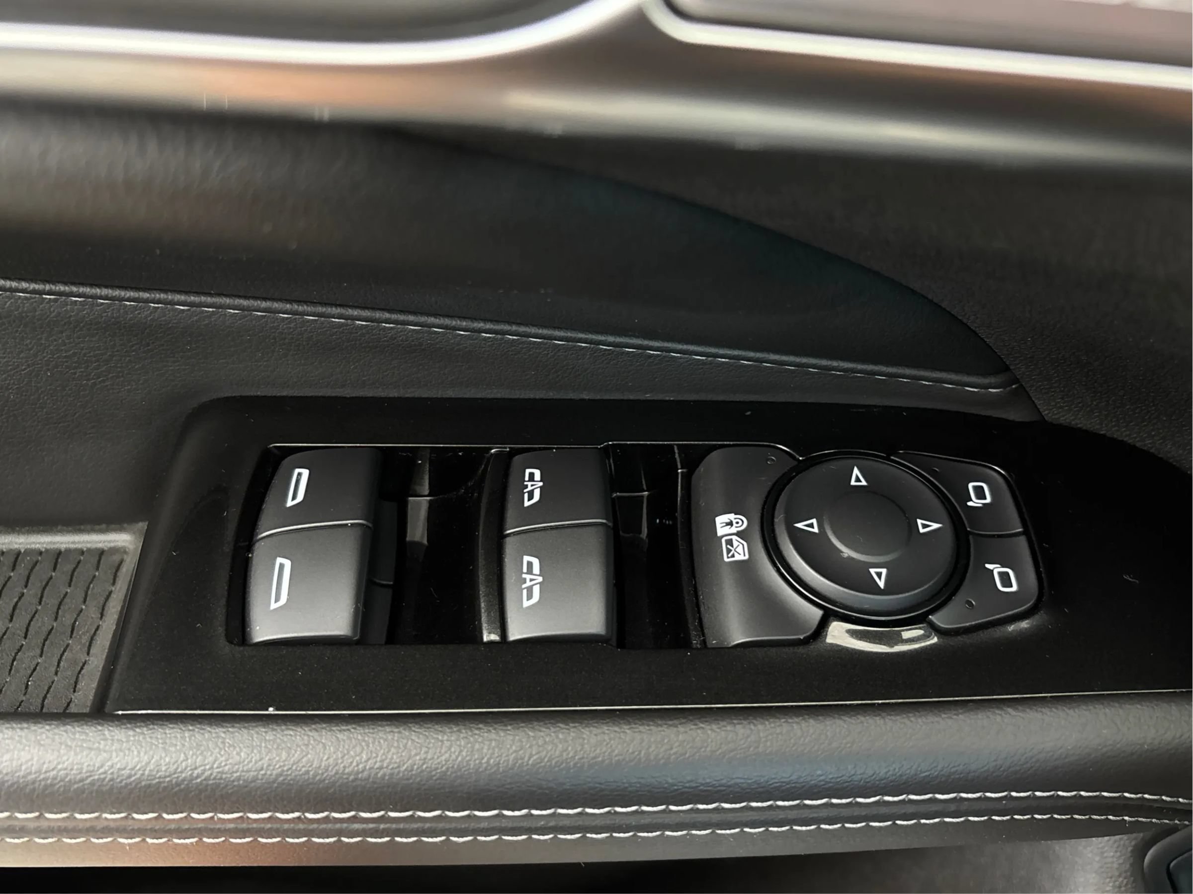 Used 2021 Cadillac CT4 Luxury w/ Sun And Sound Package RWD image 41