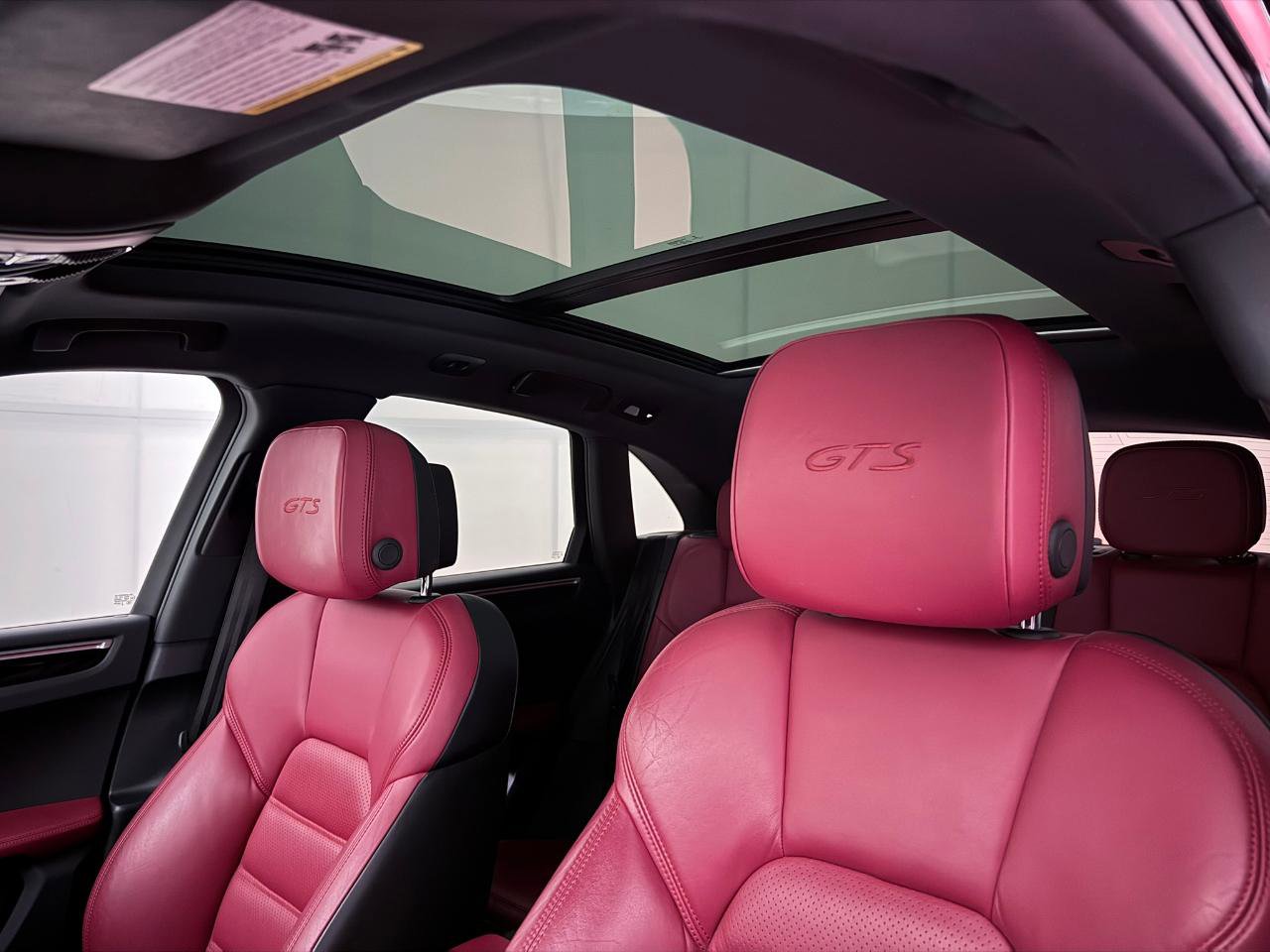 Used 2018 Porsche Macan GTS image 21