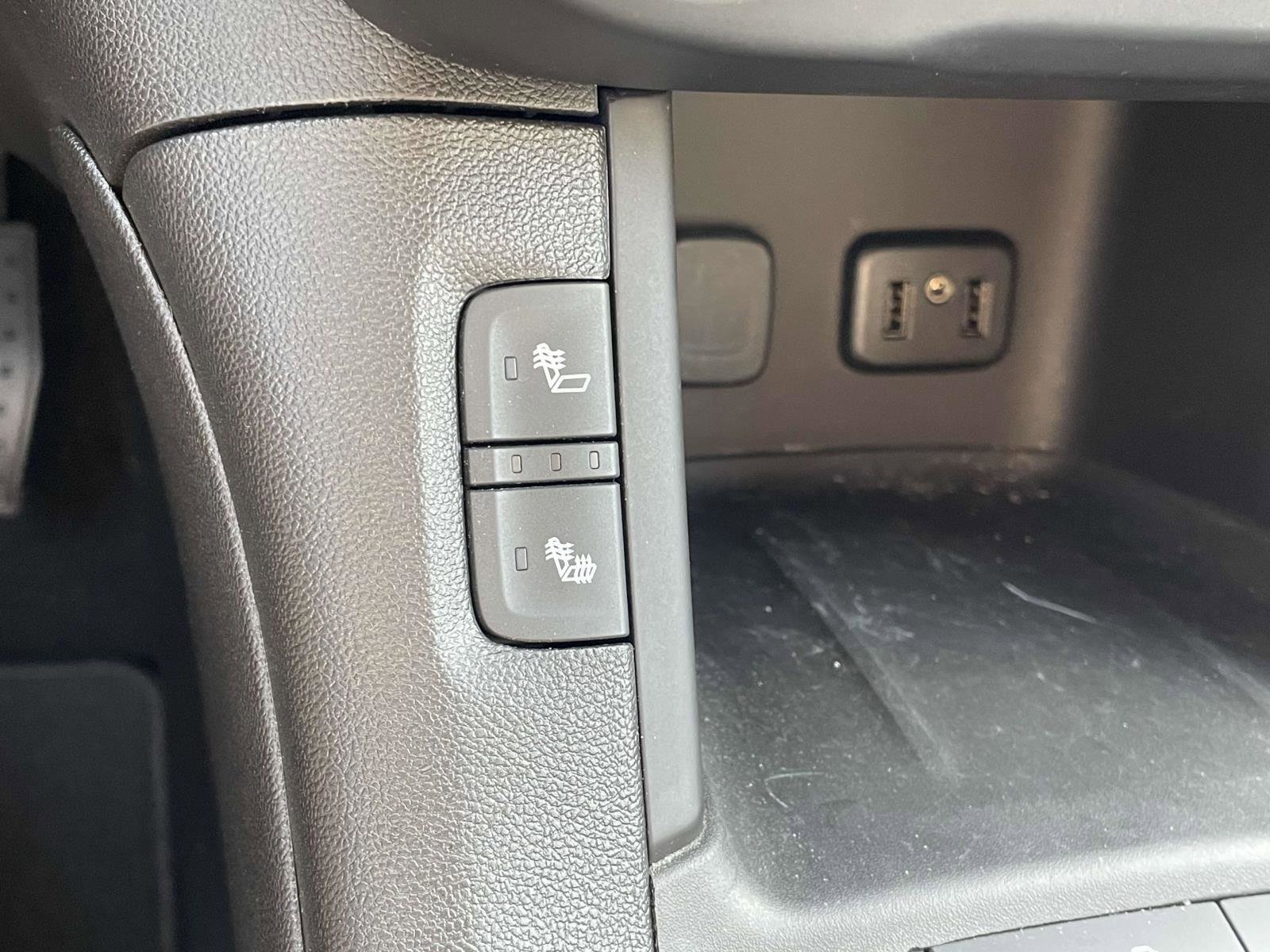 Used 2018 GMC Acadia SLT image 4