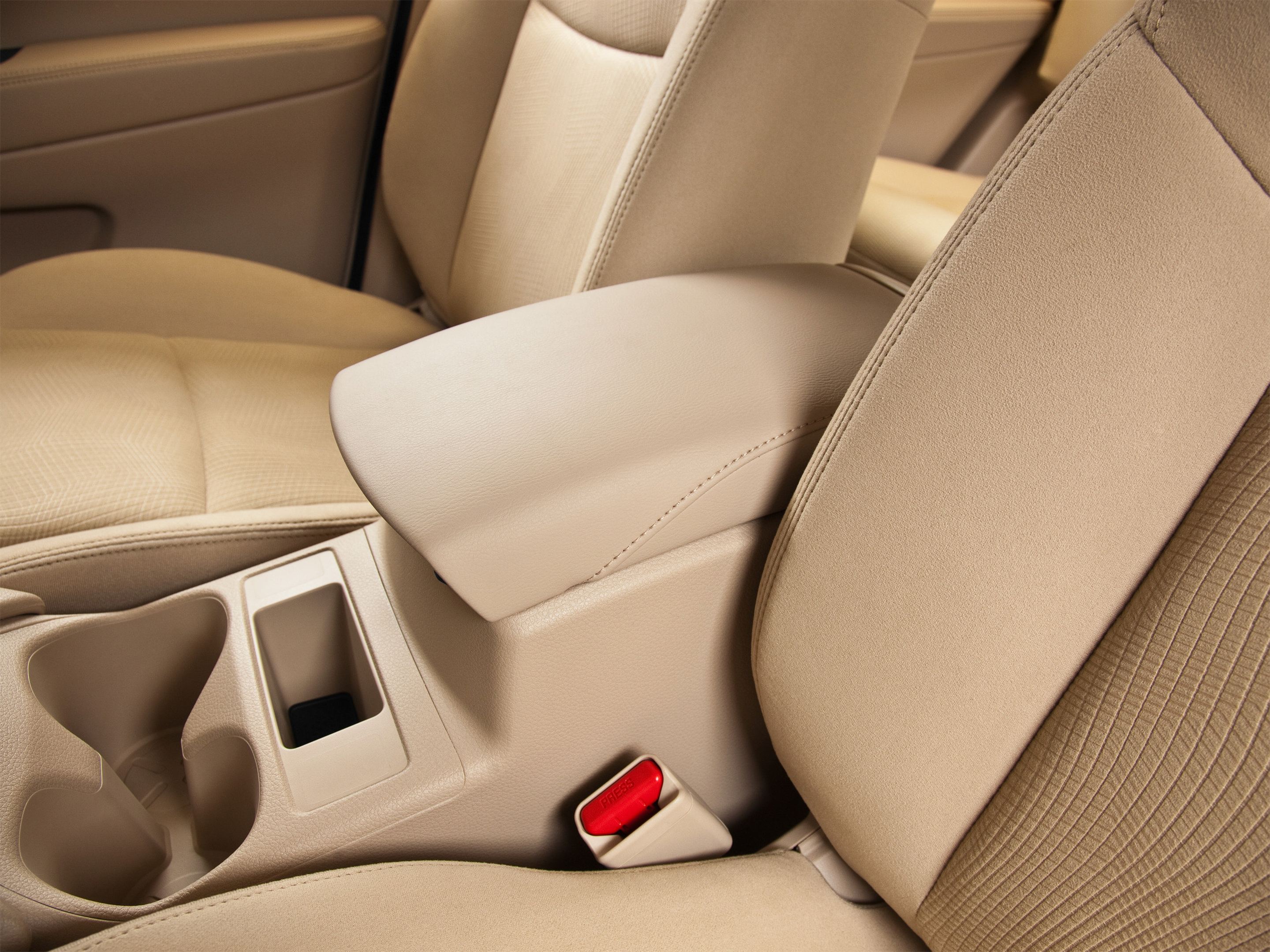 Used 2014 Nissan Rogue S FWD image 37