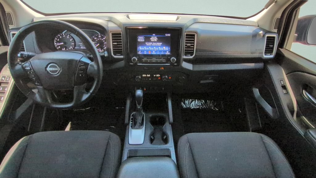 Certified 2024 Nissan Frontier SV w/ SV Convenience Package RWD image 11
