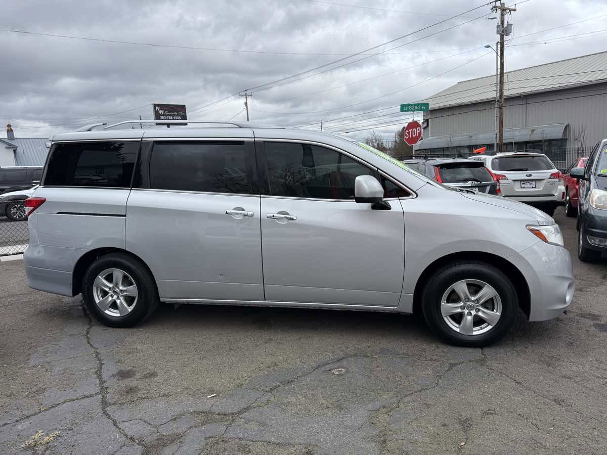 Used 2016 Nissan Quest SV image 10